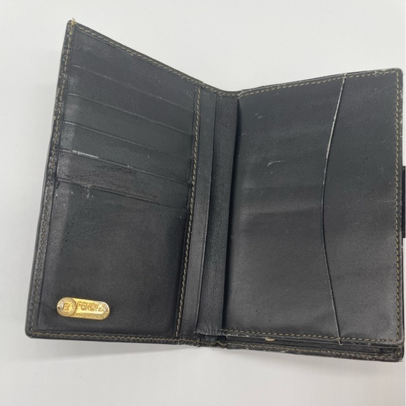 Fendi Pequin Snap Closure and Kisslock Wallet - Picture 7 of 16